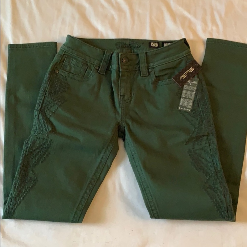 NWT!!✨ Green Miss Me Jeans 💚